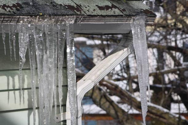 Why Gutter Cleaning Matters in Buffalo